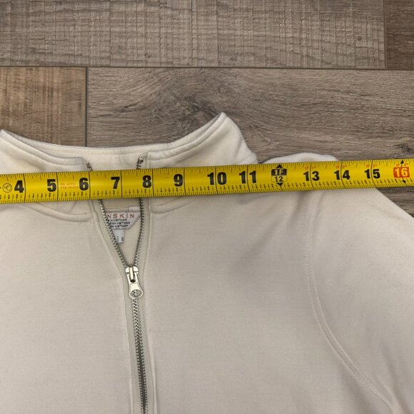 Danskin Women's Cream V-Neck Sweater - Picture 3 of 4